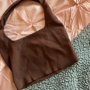 The drop brown crop top